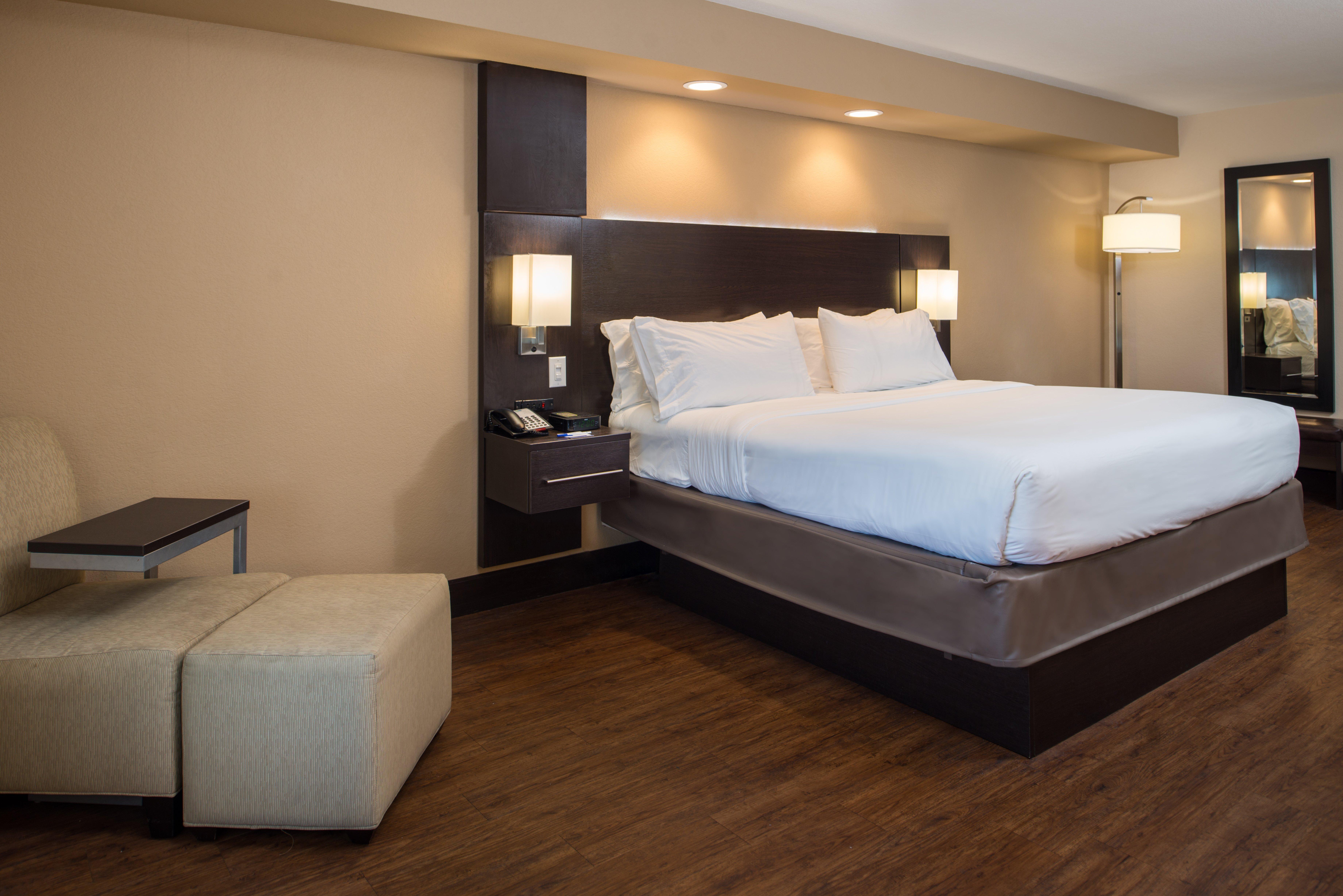 Holiday Inn Express & Suites San Antonio Medical - Six Flags By Ihg Esterno foto