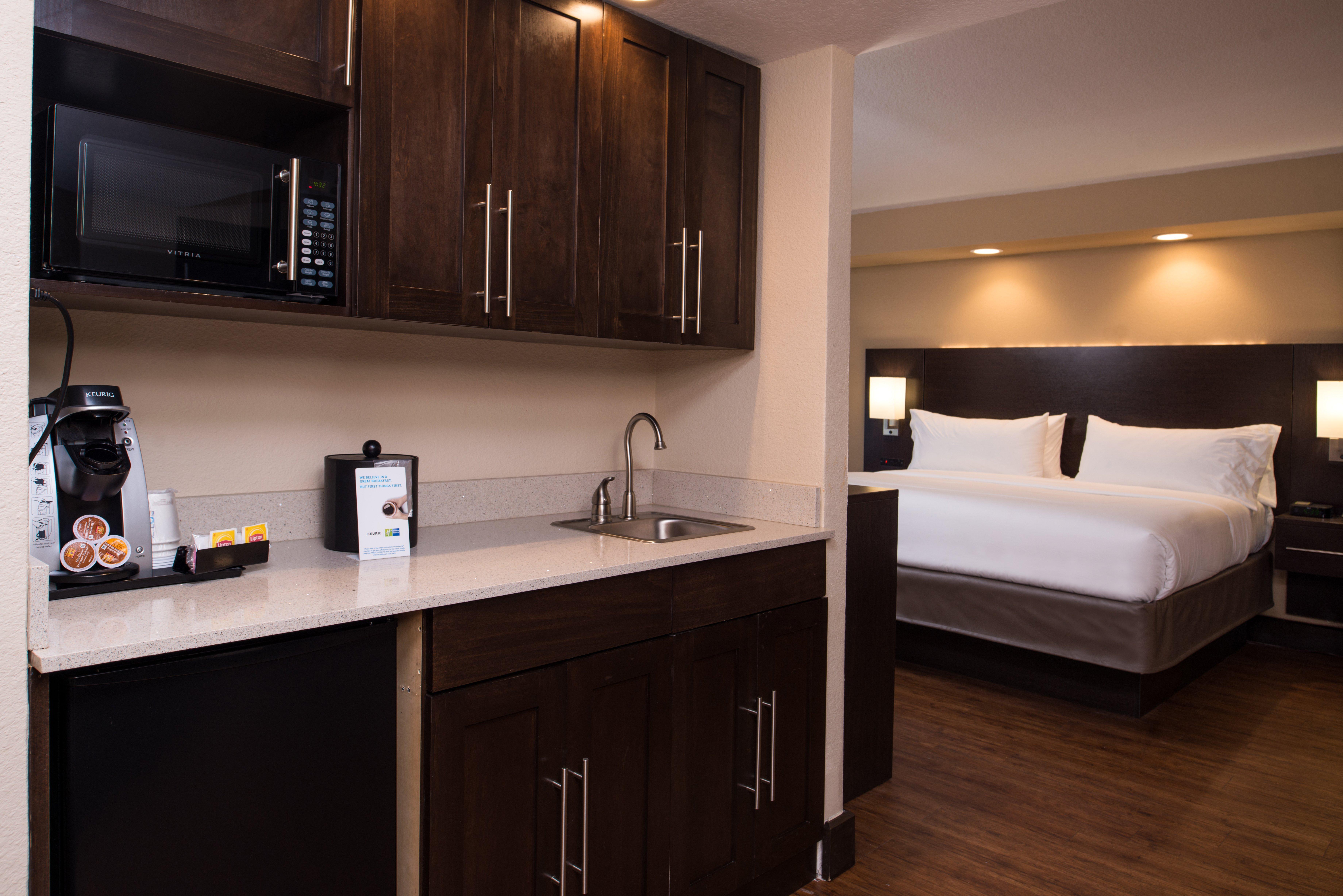 Holiday Inn Express & Suites San Antonio Medical - Six Flags By Ihg Esterno foto