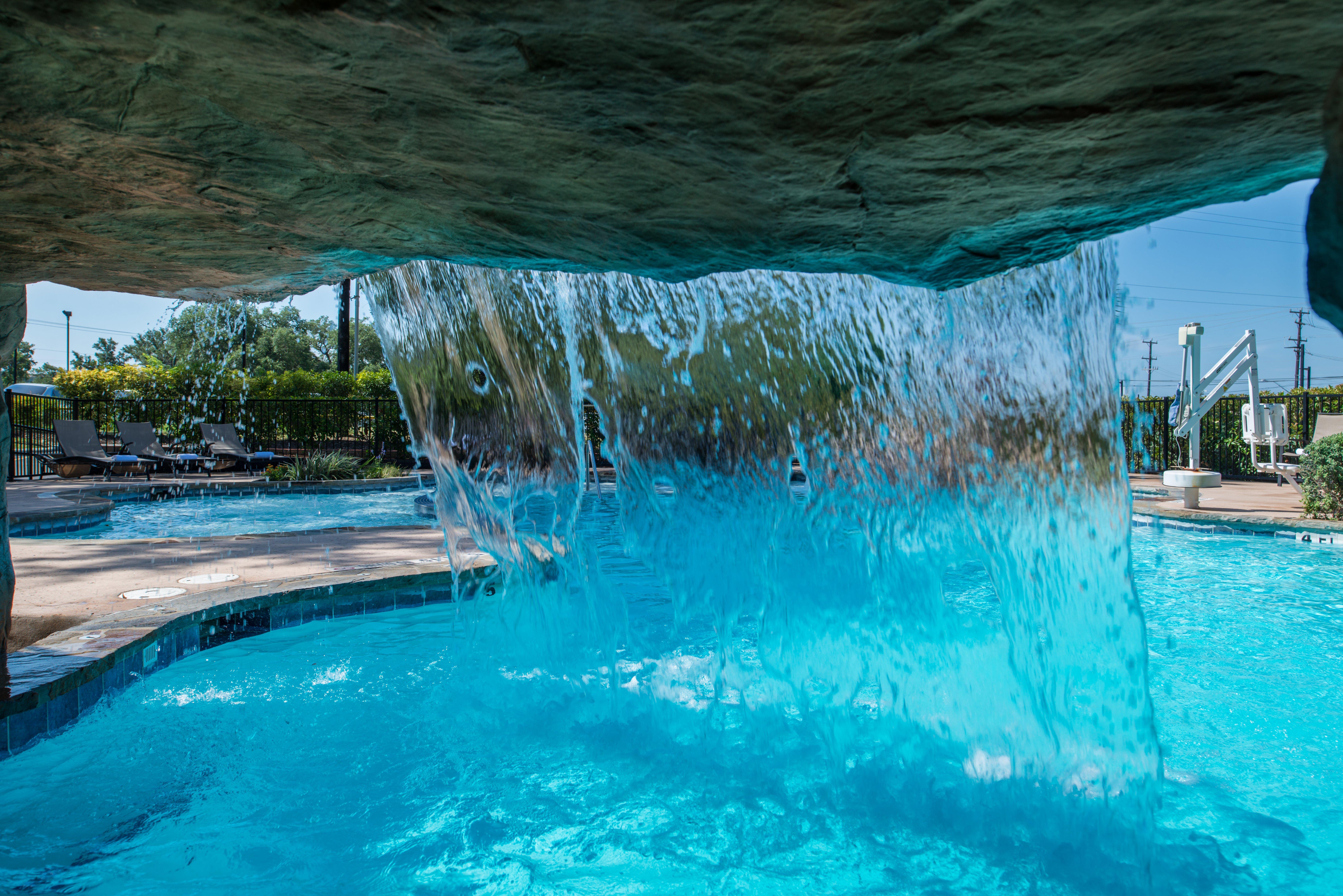 Holiday Inn Express & Suites San Antonio Medical - Six Flags By Ihg Esterno foto